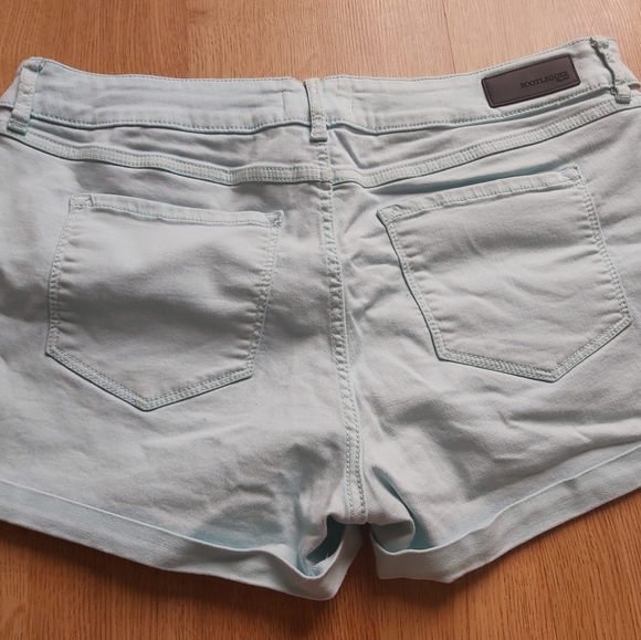 Light Blue Bootlegger Shorts - Picture 3 of 3
